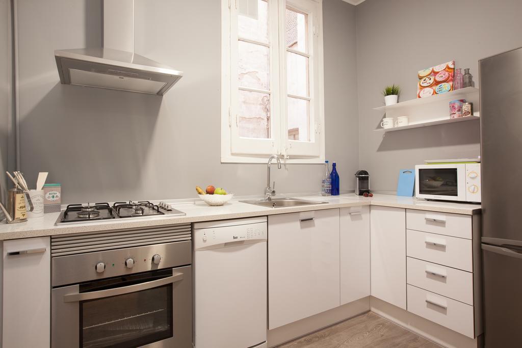 Enjoy Apartments Sofia Барселона Екстер'єр фото
